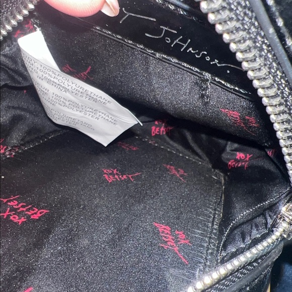 Betsy Johnson glow in the dark cat bag wearing ghost - Picture 7 of 7